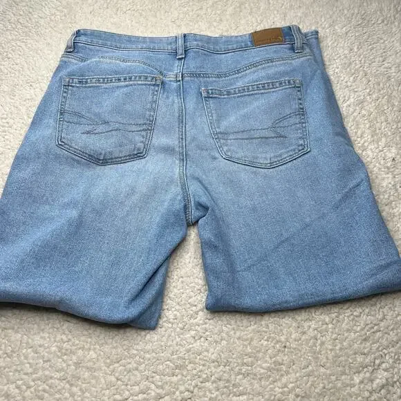 American Eagle Stretch Light Wash Distressed Jeans 8 Short - Picture 6 of 7